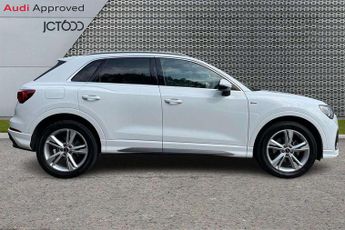 Audi Q3 35 TFSI S Line 5dr S Tronic [Tech Pack]
