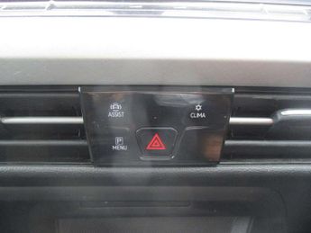 Volkswagen Golf Estate 1.0 eTSI Life 5dr DSG