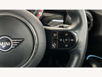 MINI Hatchback 5dr 1.5 Cooper Classic 5dr Auto
