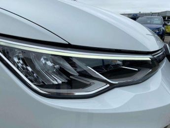 Volkswagen Golf 1.5 eTSI 150 Life 5dr DSG