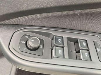 Volkswagen Golf 1.5 eTSI 150 Life 5dr DSG