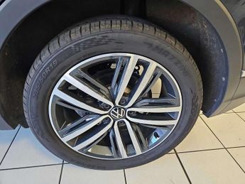 Volkswagen Tiguan 1.5 TSI 150 Elegance 5dr DSG