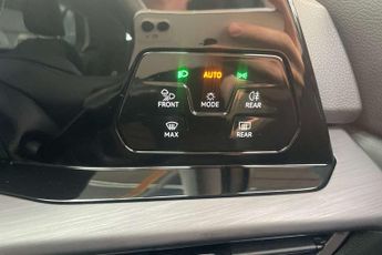 Volkswagen Golf 1.5 eTSI 150 Style 5dr DSG