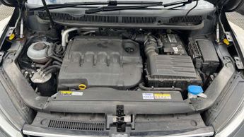 Volkswagen Touran 2.0 TDI R-Line 5dr DSG [7 Speed]