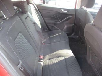 Ford Focus Estate 1.0 EcoBoost Titanium 5dr