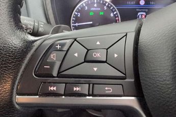 Nissan Juke 1.0 DiG-T N-Connecta 5dr DCT