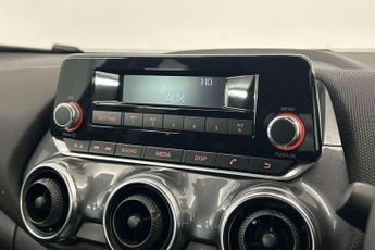 Nissan Juke 1.0 DiG-T 114 Visia 5dr