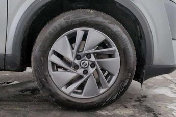 Nissan Qashqai 1.3 DiG-T MH Acenta Premium 5dr