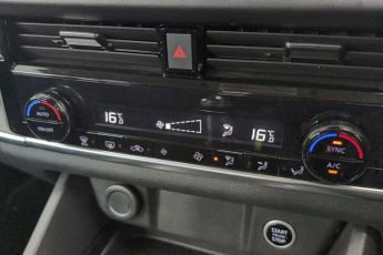 Nissan Qashqai 1.3 DiG-T MH Acenta Premium 5dr