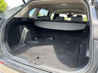 Toyota RAV4 2.5 VVT-i Hybrid Design 5dr CVT 2WD