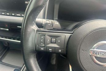 Nissan Qashqai 1.3 DiG-T MH 158 N-Connecta 5dr Xtronic