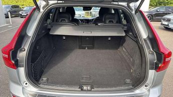 Volvo XC60 2.0 T8 [390] Hybrid R DESIGN Pro 5dr AWD G tronic