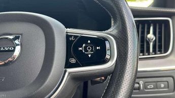 Volvo XC60 2.0 T8 [390] Hybrid R DESIGN Pro 5dr AWD G tronic