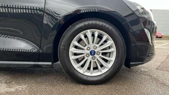 Ford Focus Estate 1.0 EcoBoost Titanium 5dr