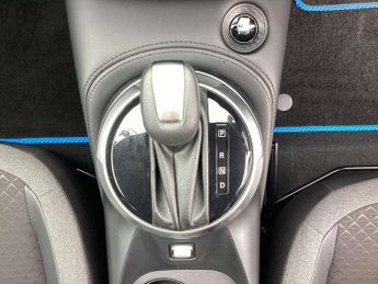 Nissan Juke 1.6 Hybrid N-Connecta 5dr Auto