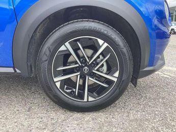 Nissan Juke 1.6 Hybrid N-Connecta 5dr Auto