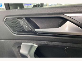Volkswagen Tiguan 2.0 TSi 230 4Motion SEL 5dr DSG