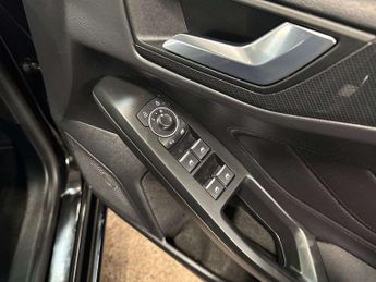 Ford Focus 1.0 EcoBoost ST-Line 5dr