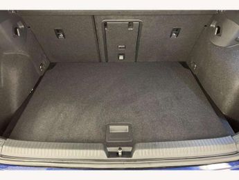 Volkswagen Golf 1.5 eTSI 150 R-Line 5dr DSG