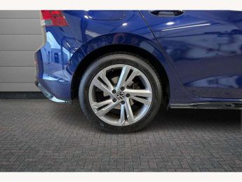 Volkswagen Golf 1.5 eTSI 150 R-Line 5dr DSG