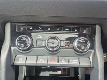 Skoda Karoq 1.5 TSI Sport Line 4x4 5dr DSG
