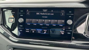 Volkswagen Polo 1.0 Life 5dr