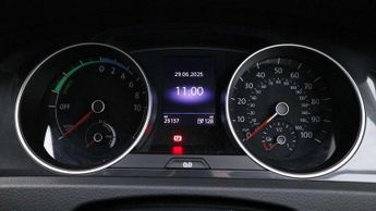 Volkswagen e-Golf 99kW e-Golf 35kWh 5dr Auto