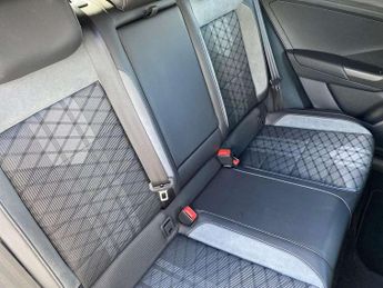 Volkswagen T-Roc 1.5 TSI R-Line 5dr