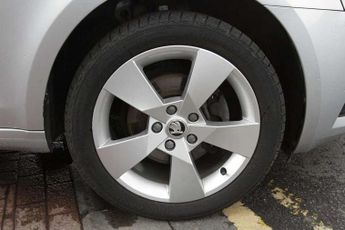 Skoda Octavia Estate 1.5 TSI SE Drive 5dr DSG