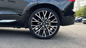 Volvo XC60 2.0 T8 390 Hybrid Inscription Pro 5dr AWD G tronic
