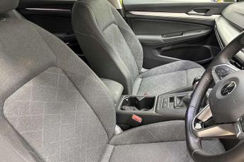 Volkswagen Golf 1.5 TSI 150 Life 5dr
