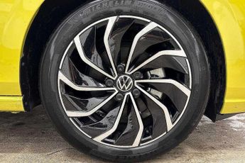 Volkswagen Golf 1.5 TSI 150 Life 5dr