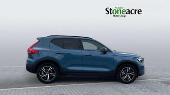 Volvo XC40 2.0 B3P Plus Dark 5dr Auto