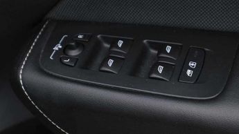 Volvo XC60 2.0 T8 455 Recharge PHEV R DESIGN Pro 5dr AWD Auto