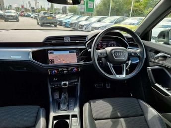 Audi Q3 35 TFSI S Line 5dr S Tronic