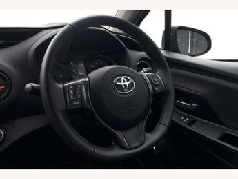 Toyota Yaris 1.5 Hybrid Y20 5dr CVT [Bi-tone]
