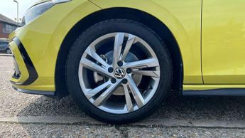 Volkswagen Golf 1.5 eTSI 150 R-Line 5dr DSG