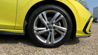 Volkswagen Golf 1.5 eTSI 150 R-Line 5dr DSG