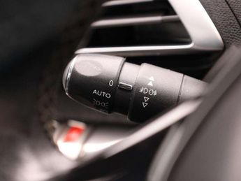 Peugeot 3008 1.6 BlueHDi 120 Allure 5dr