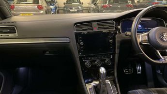 Volkswagen Golf GTE 1.4 TSI GTE Advance 5dr DSG