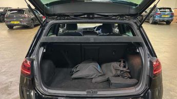 Volkswagen Golf GTE 1.4 TSI GTE Advance 5dr DSG
