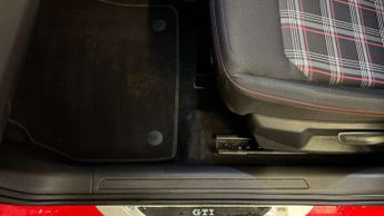Volkswagen Polo GTI 2.0 TSI GTI+ 5dr DSG
