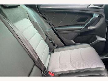 Volkswagen Tiguan 2.0 TDi 150 4Motion R-Line 5dr DSG