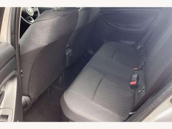 Toyota Yaris 1.5 Hybrid Design 5dr CVT