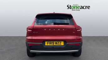 Volvo XC40 2.0 T4 Momentum 5dr Geartronic