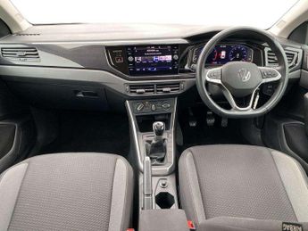 Volkswagen Polo 1.0 Life 5dr