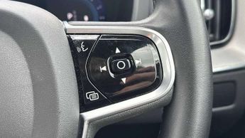 Volvo XC60 2.0 B5P Plus Dark 5dr AWD Geartronic