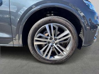 Audi Q5 55 TFSI e Quattro S Line Competition 5dr S Tronic
