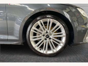Audi A4 Avant 40 TDI Quattro S Line 5dr S Tronic