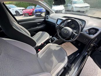 Toyota Aygo 1.0 VVT-i X-Play TSS 5dr